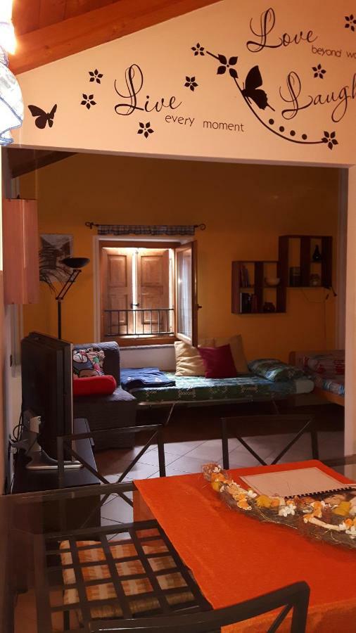 شقة Casa Vacanze Ca' Manara Stazzona المظهر الخارجي الصورة